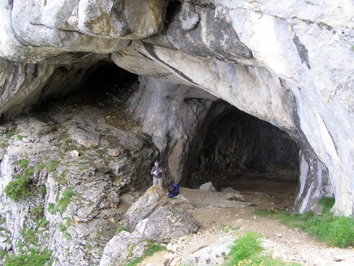 Photograph of Upper entrance to the Grotte de la Balme Colon, Mont Granier
