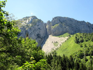 Photograph of Charmant Som, Chartreuse, from the north-east ridge